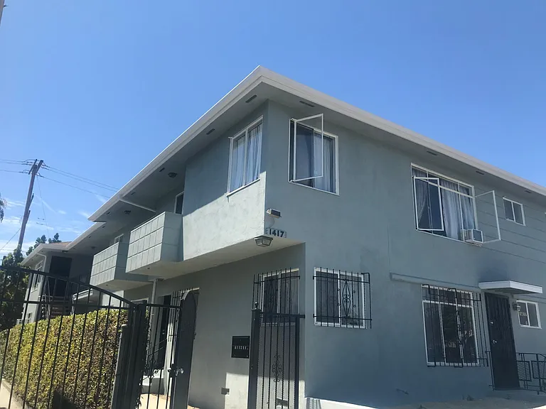 1417 S Fairfax Ave #4 — Photo 18