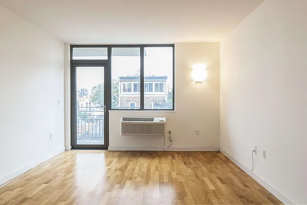 Rented by Astoria Realty | media 17
