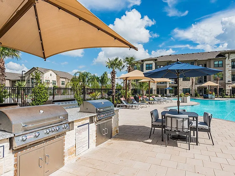 Cortland Luxe Shadow Creek — Photo 6
