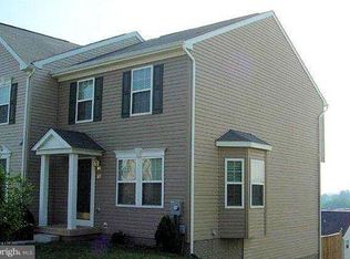 60 Grindstone Dr, Hedgesville, WV 25427