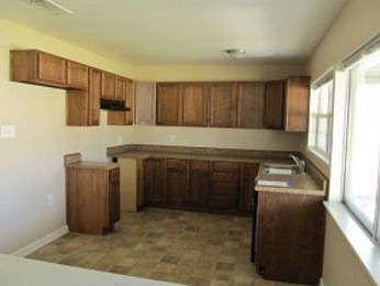 3rd image of 1313 Cove Dr