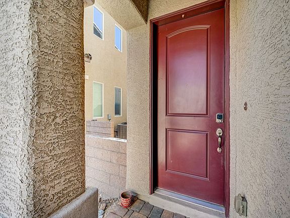 5th image of 4629 Fragrant St