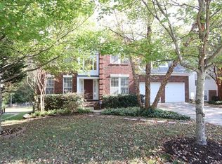5821 Downfield Wood Dr, Charlotte, NC 28269