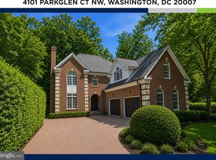 4101 Parkglen Ct NW, Washington, DC 20007