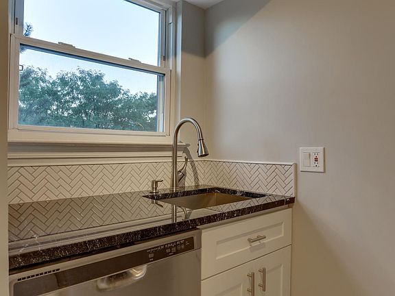 3rd image of 426 N Armistead St APT T1