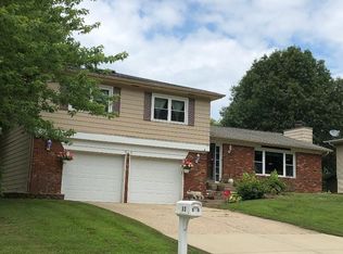 35 Woods Mill Rd, Sherman, IL 62684