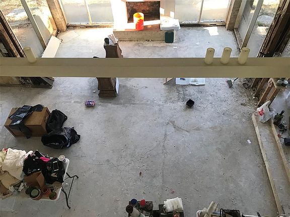 3rd image of 10822 Riverview Dr
