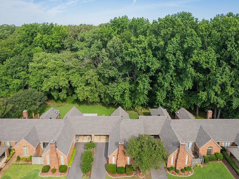 1st image of 1841 Park Trail Dr #1841