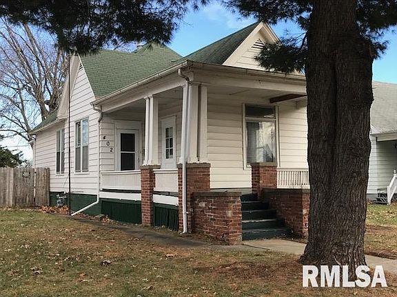 3rd image of 402 Wyatt Ave