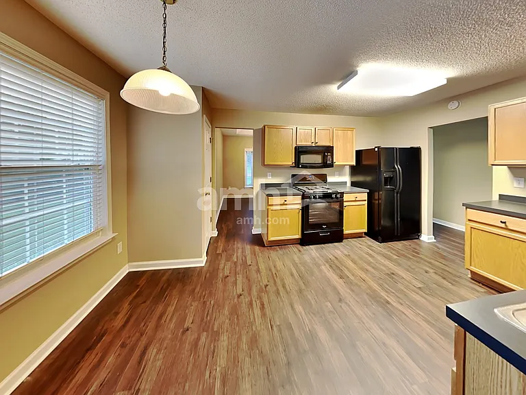 114 Ridge Lake Dr — Photo 4