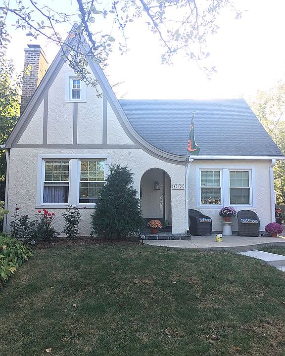1st image of 460 Broadview Ave