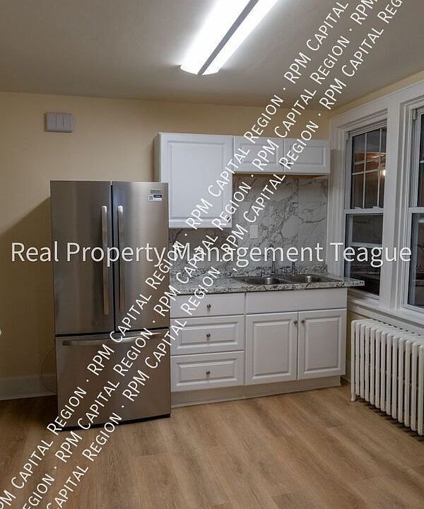 1st image of 64 Highland Dr Floor 2