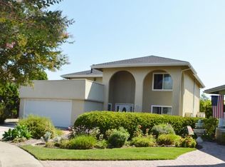 3831 Holden Cir, Los Alamitos, CA 90720