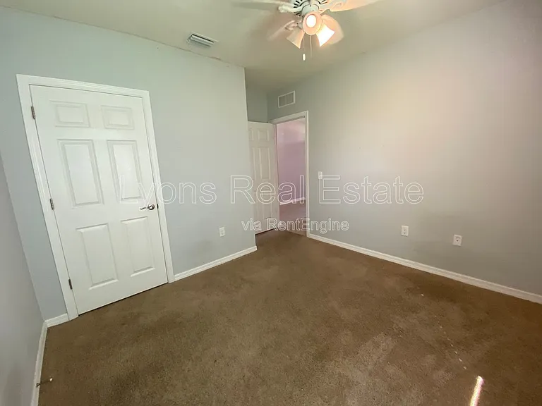 3425 Cancun Ct — Photo 13