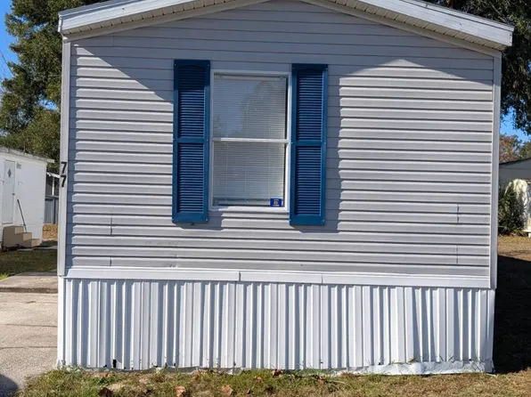 41297 Infinity St #77, Weirsdale, FL 32195