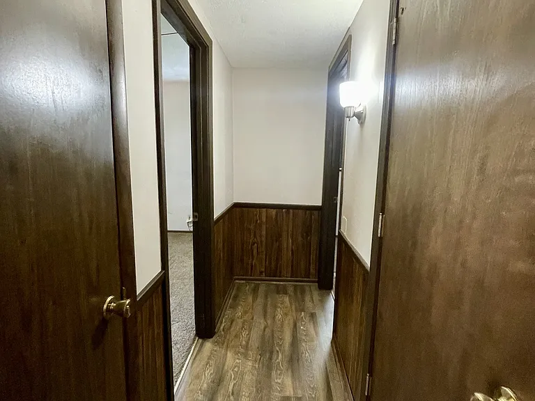 2309 S Norwood Ave #B — Photo 8
