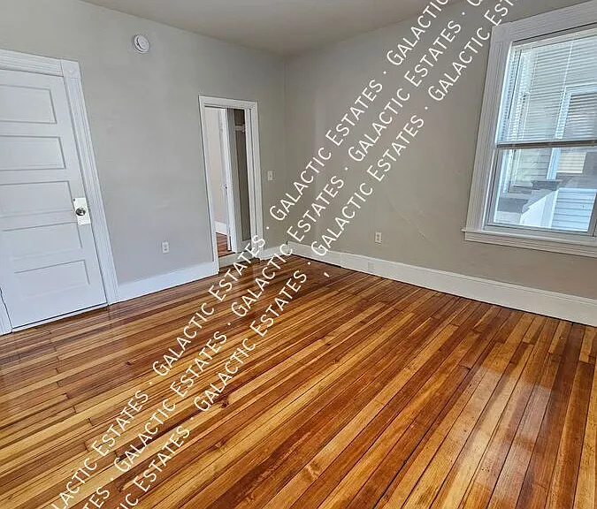 187 Grove St #3 — Photo 10