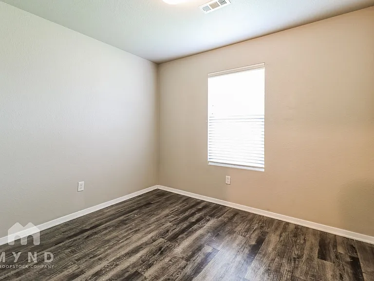 6049 Orange Valley Cv — Photo 13