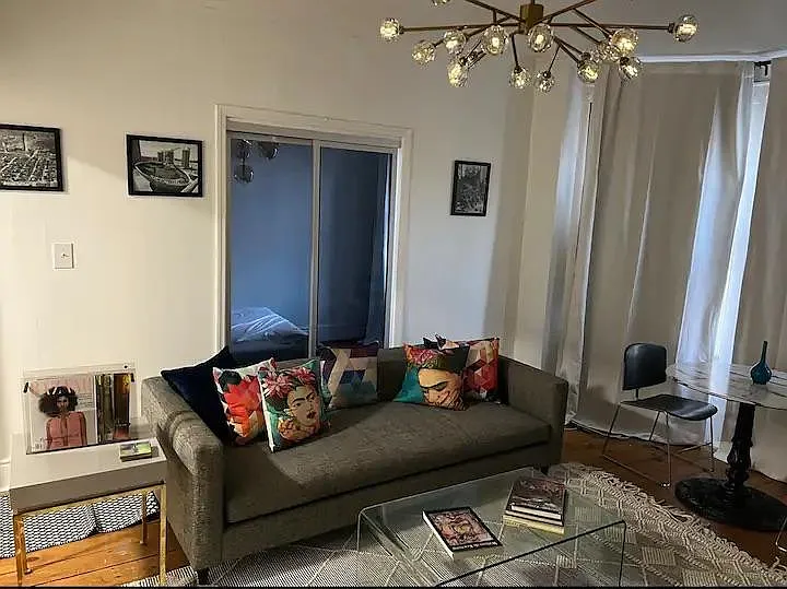 1 bed, 700 sqft, $1,800 — Photo 1