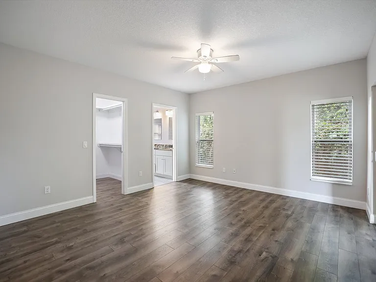 1878 Vamo Dr — Photo 10