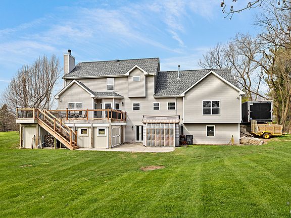 2nd image of 10514 Ridge Ln
