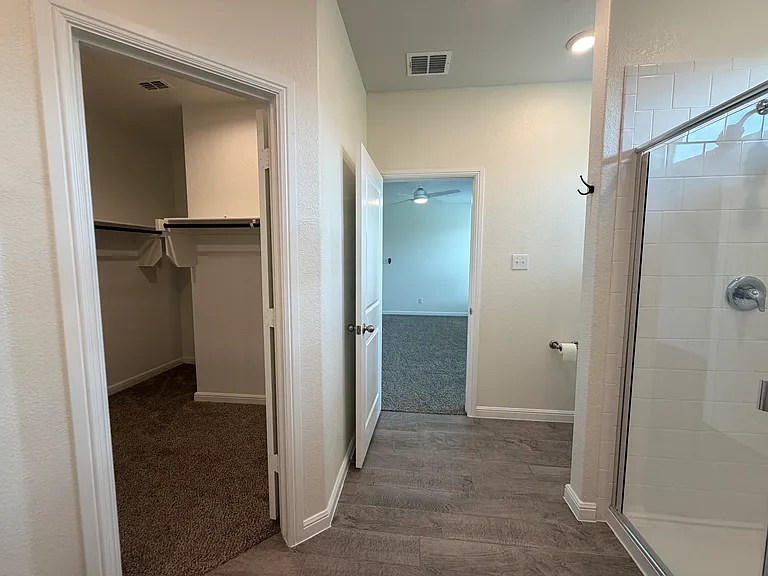125 Hollytree Ln — Photo 18
