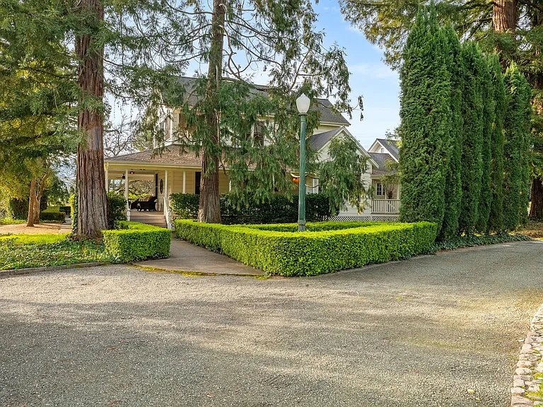 2850 Silverado Trl — Photo 8