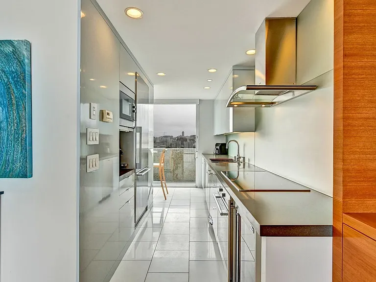 1000 N Point St #1608 — Photo 34