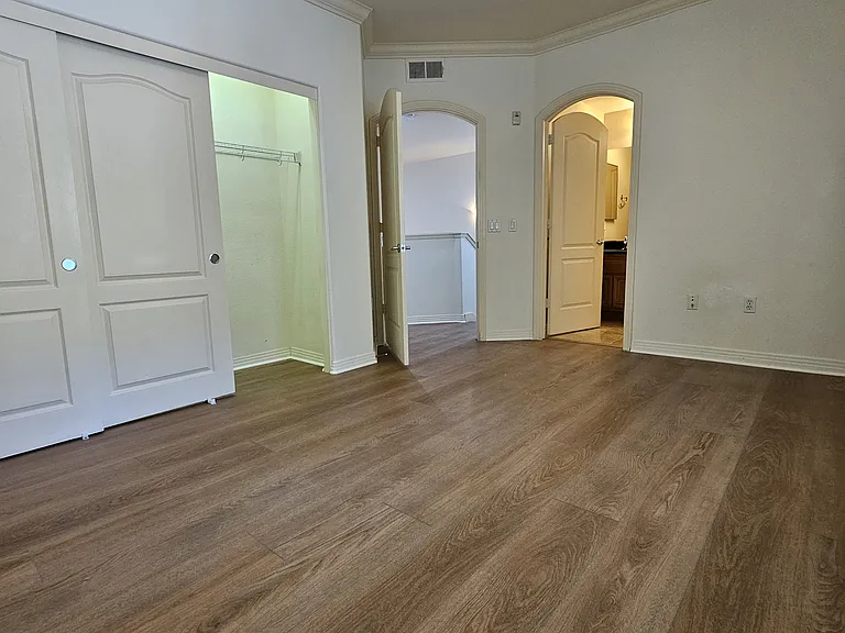 1501 India St #201 — Photo 25