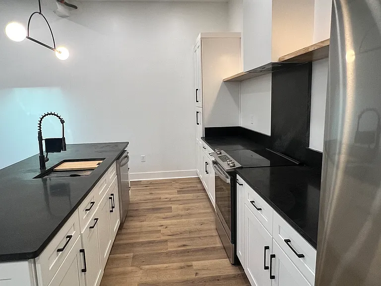 503 N Broad St #B — Photo 2