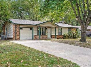 13657 S 285th East Avenue, Coweta, OK 74429