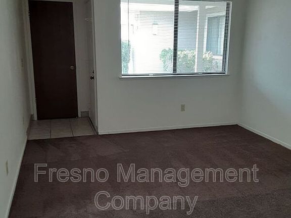 2nd image of 944 W McKinley Ave Unit 104