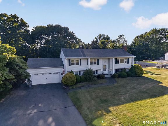 3rd image of 396 Village Street