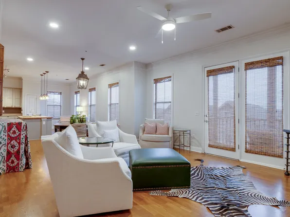 680 Harbor Bend Rd APT 212, Memphis, TN 38103