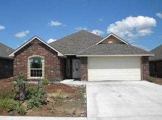 2308 SW 44th St, Lawton, OK 73505