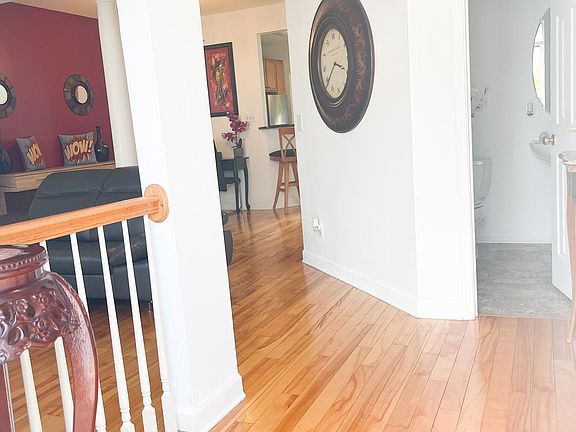 3rd image of 15436 Beachland Way