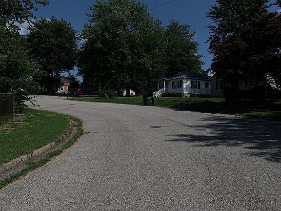 4th image of 2658 W Victory Ct