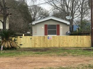8830 Old Creek St, Willis, TX 77318