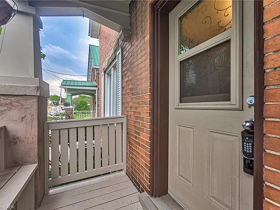 4th image of 156 Glasgow St