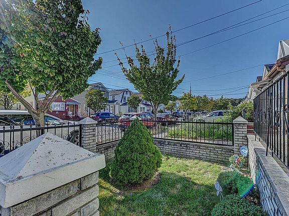 4th image of 89-75 213th St