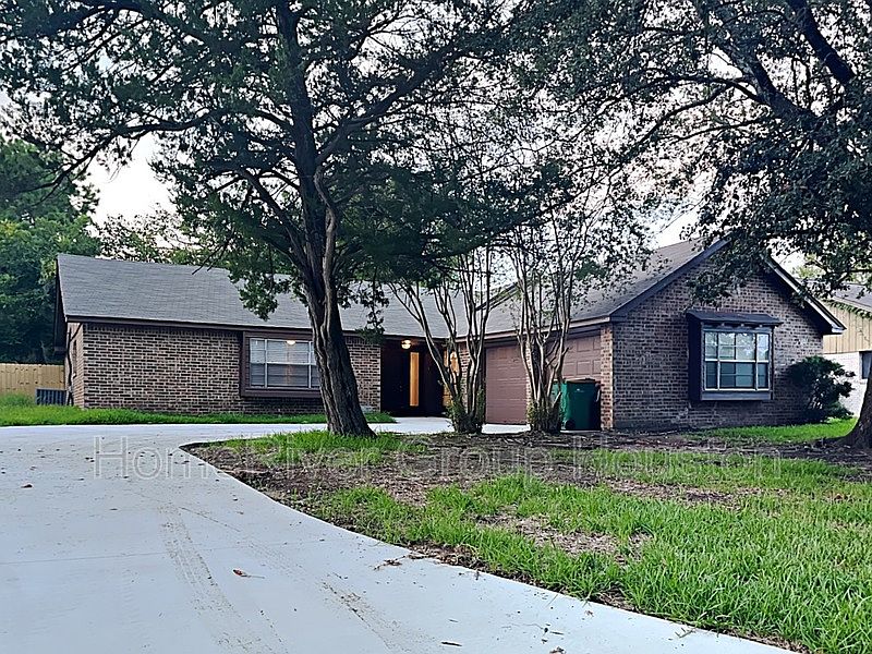 3402 Coachlight Ln, Baytown, TX 77521 Zillow