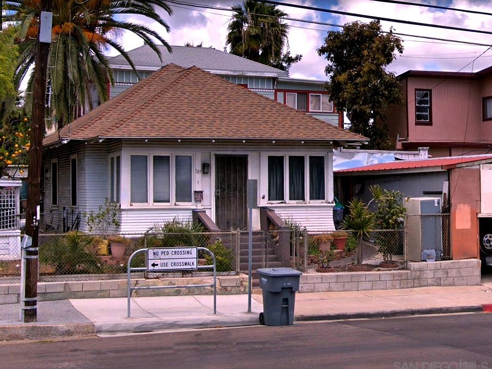 1st image of 107 E Plaza Blvd