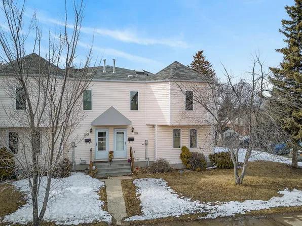 2006 Mill Woods Rd E, Edmonton, AB T6K 4A9