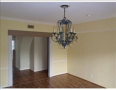 4th image of 4925 Greenbriar Dr
