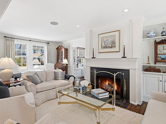 4th image of 16 Pickwick Rd