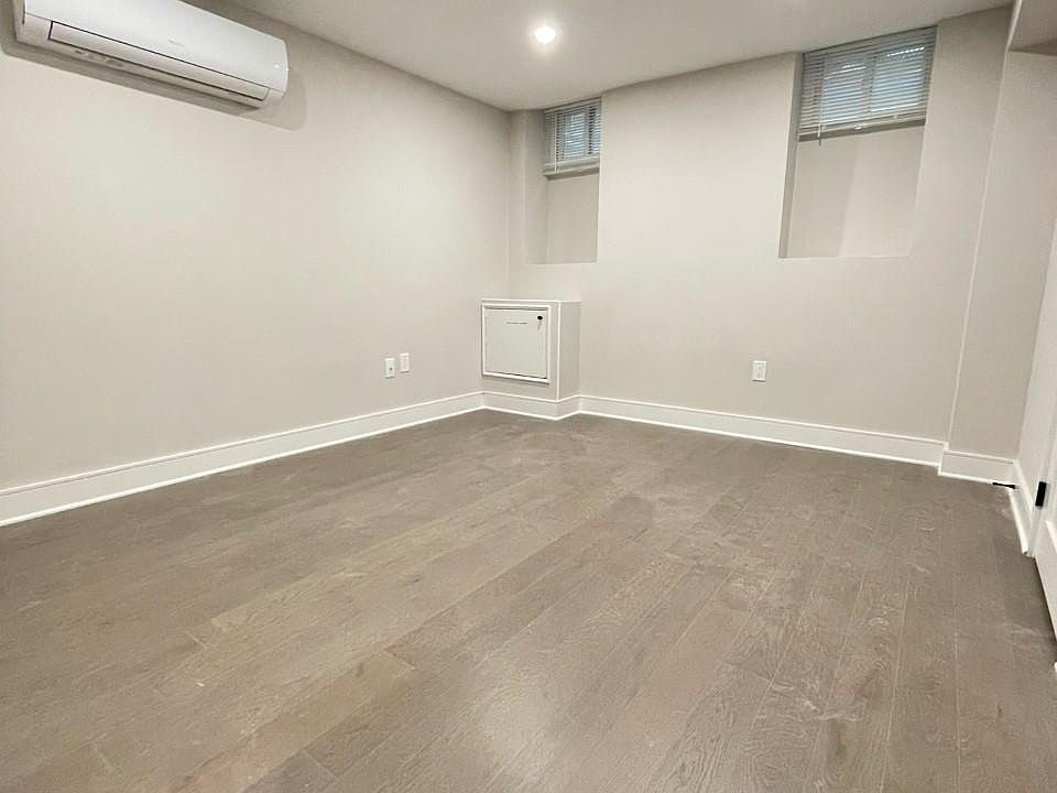 2nd image of 27 Melrose St #B