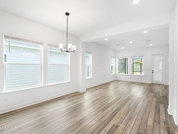 5th image of 78 MARTHA Court