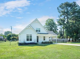 401 7th St, Erwin, NC 28339
