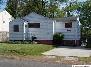 6 Pine Knot Ave, Hazlet, NJ 07730