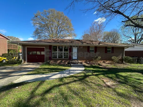 208 Porter Ln, Jonesboro, GA 30236